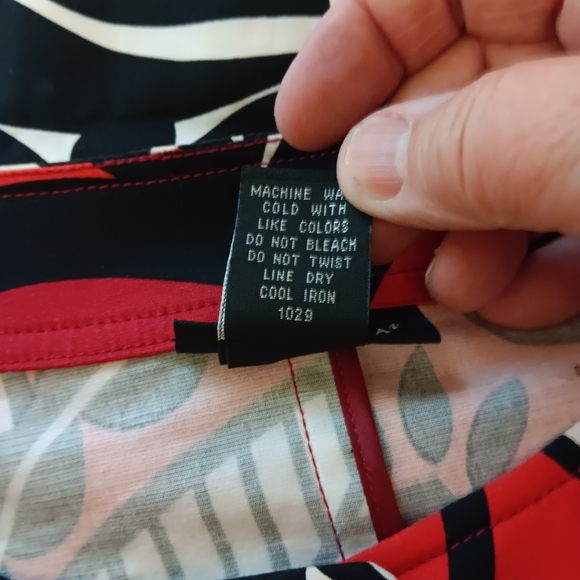 🗺 Rafaella Abstract Artsy, Stretchy Blazer, Large Buttons Size Large Cuffed EUC - Picture 10 of 10